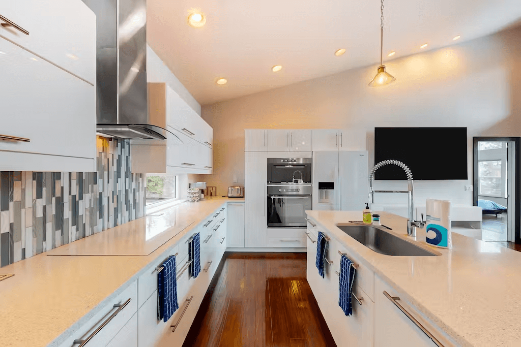 Spokane River Retreat - Image 2