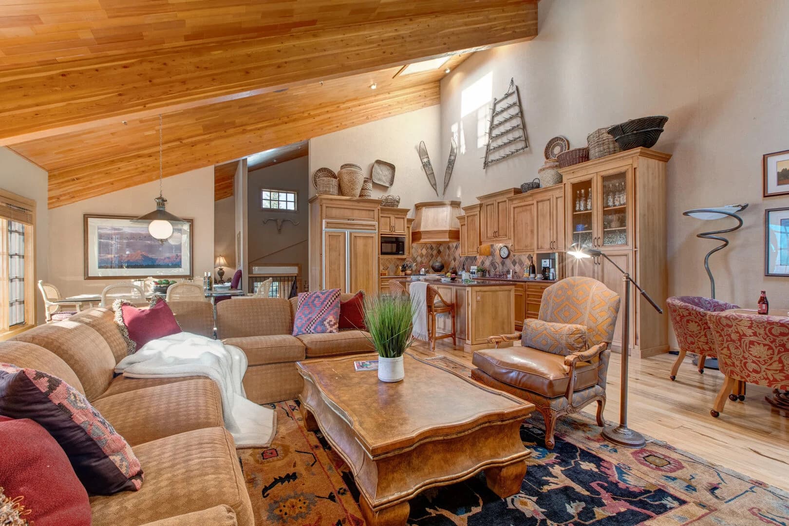 Cache in D.V. - Image 5