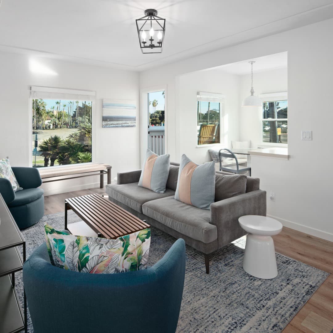 Bayside Home - Image 5