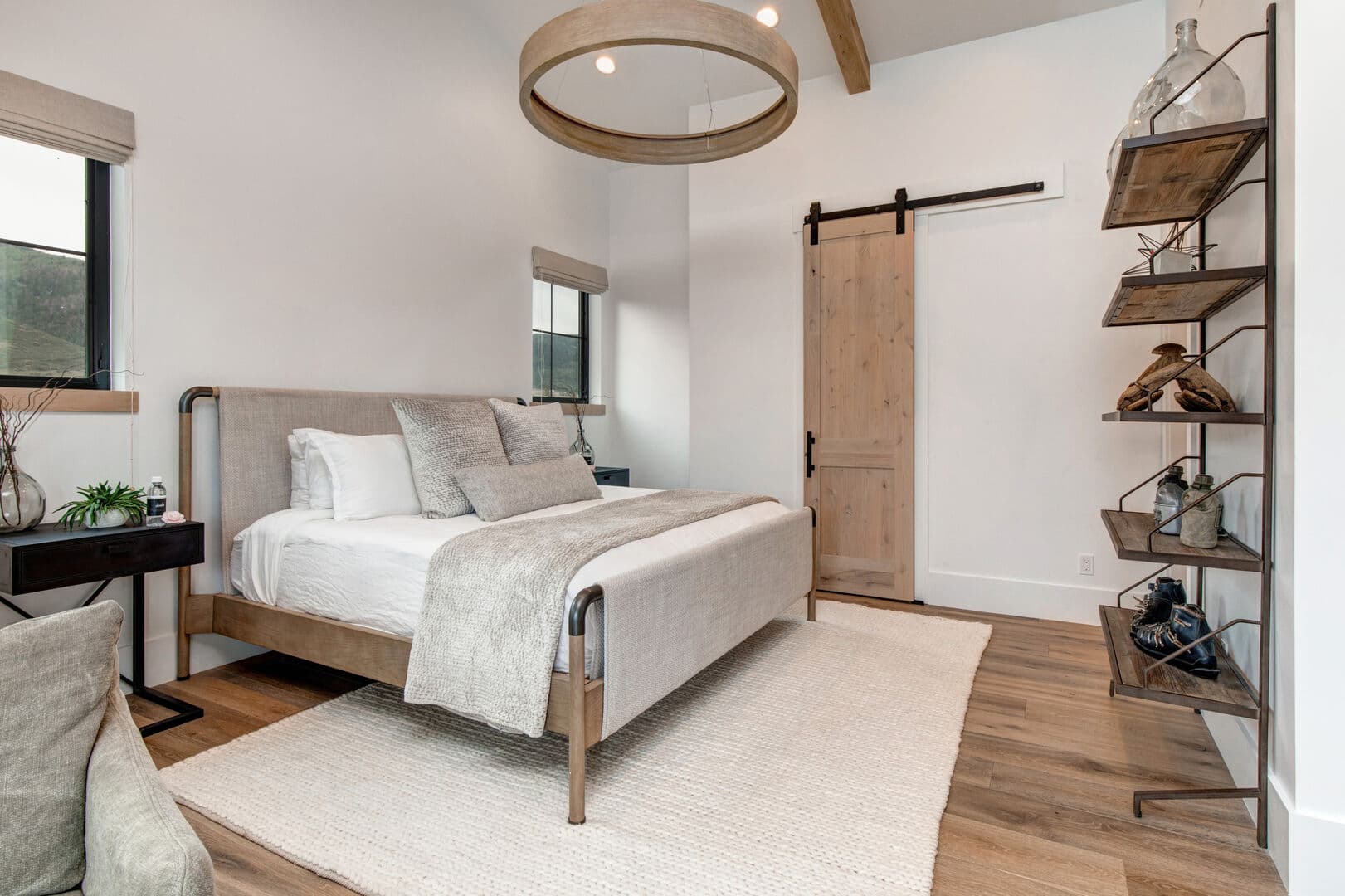 Twilight Moon Ranch - 10 Bedroom - Image 11