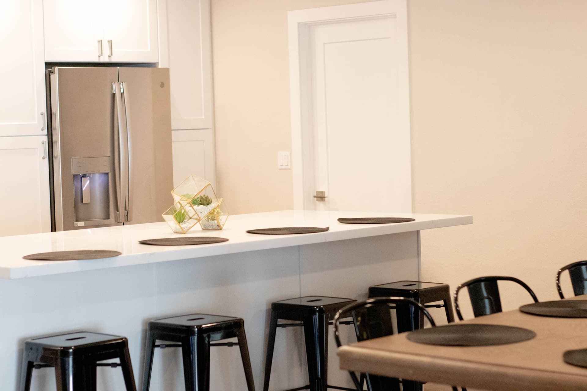 Desert Retreat - Image 26