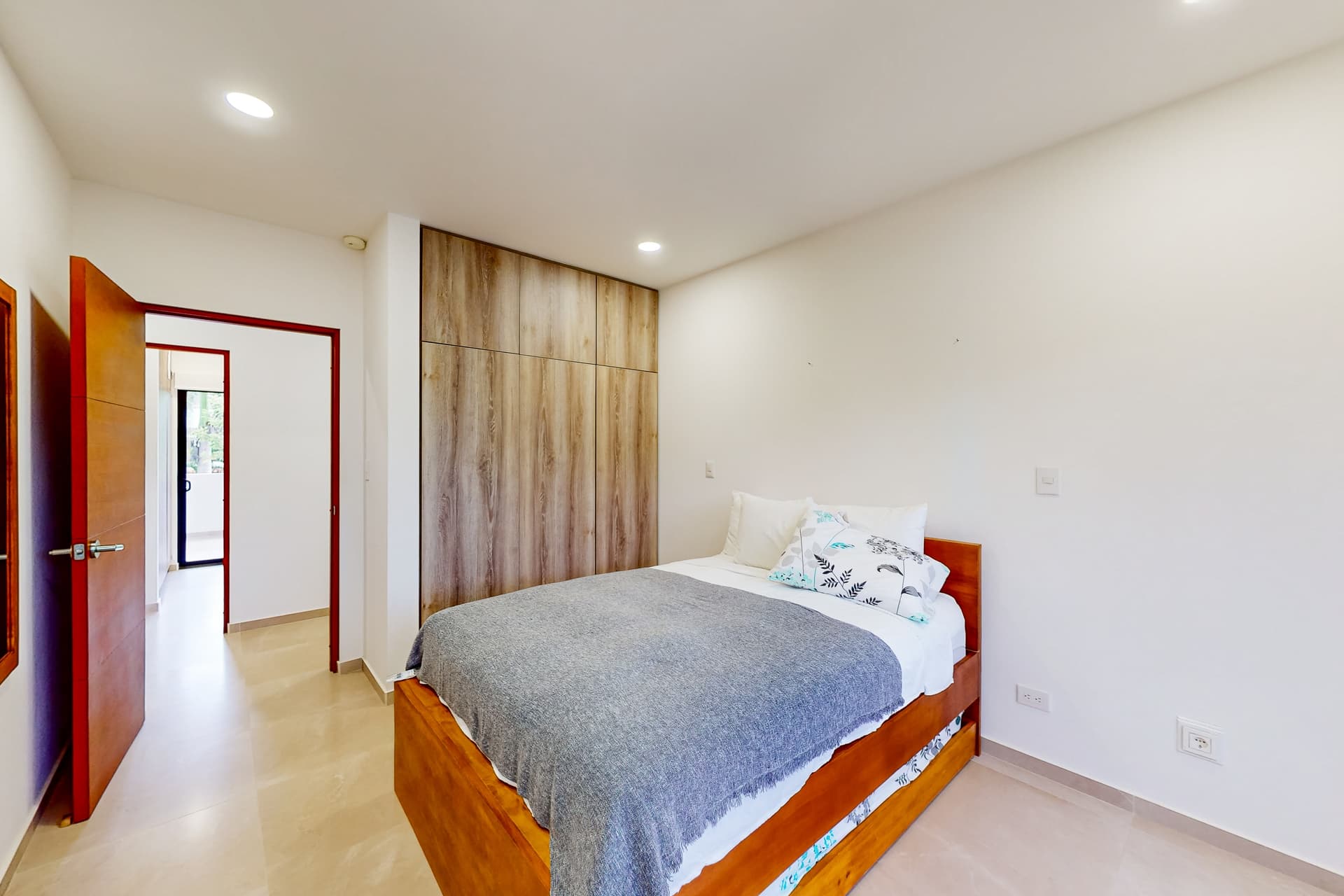 Coral Deluxe - Image 22