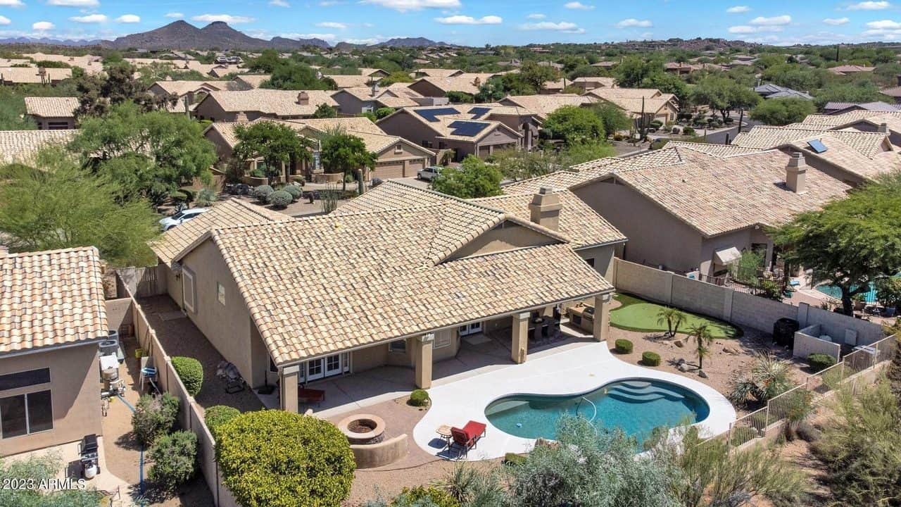 Casa Pinnacle