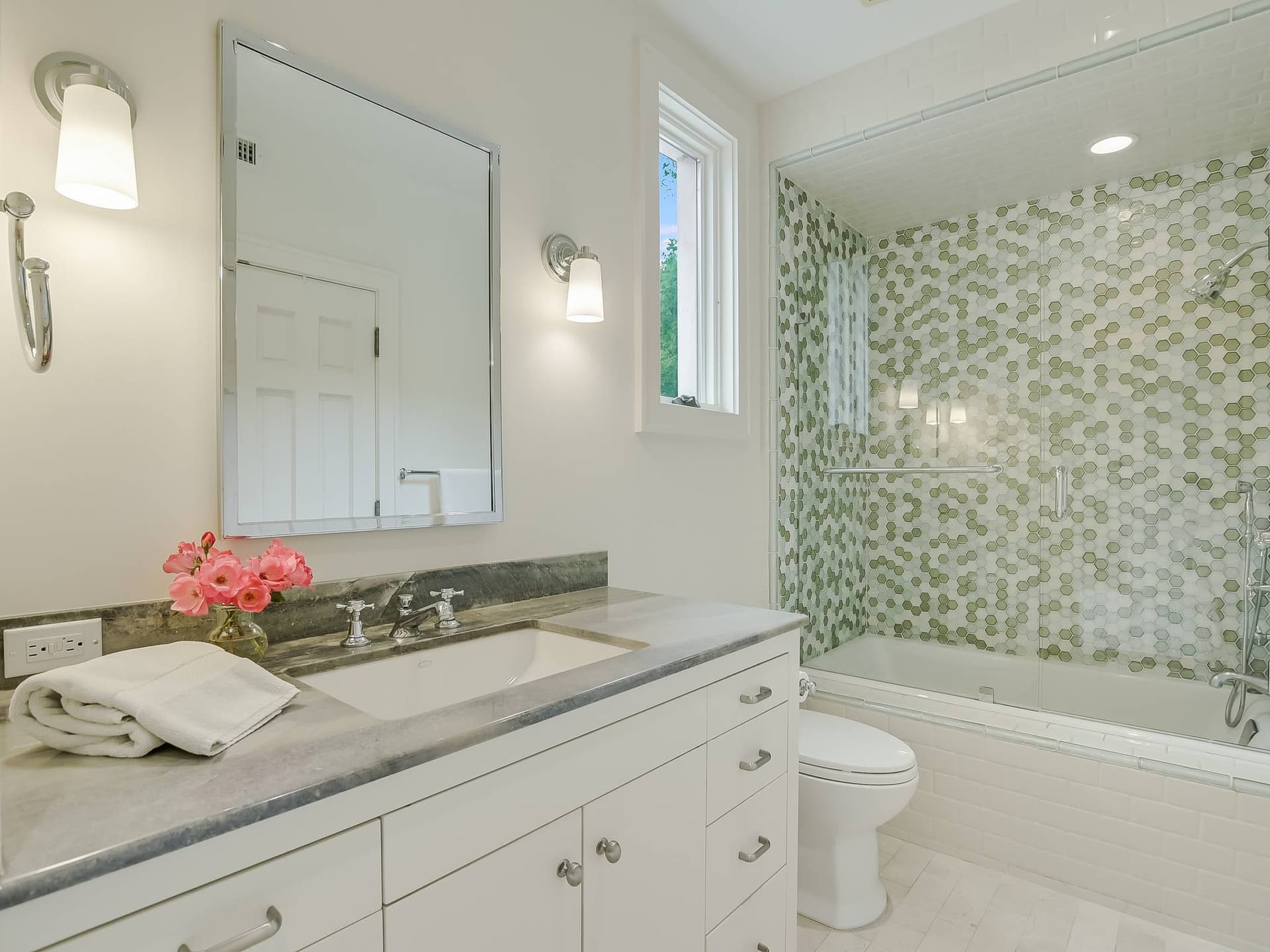 Manor on Lake Austin - Image 44