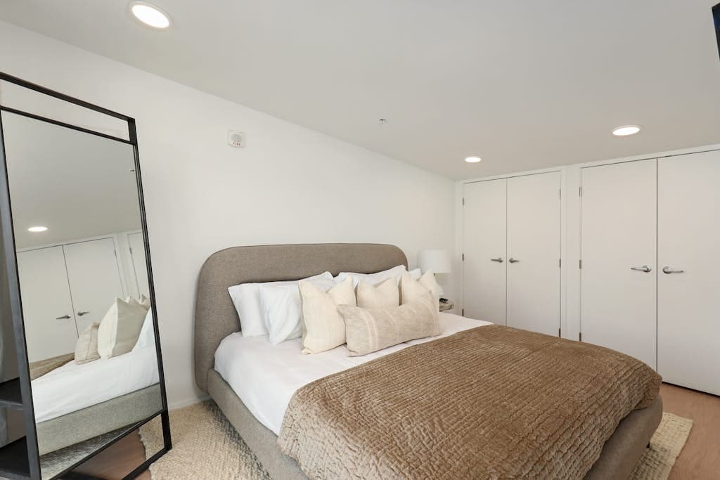 Eve Condo #505 - Image 12