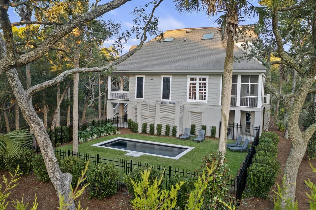 Otter Island Getaway