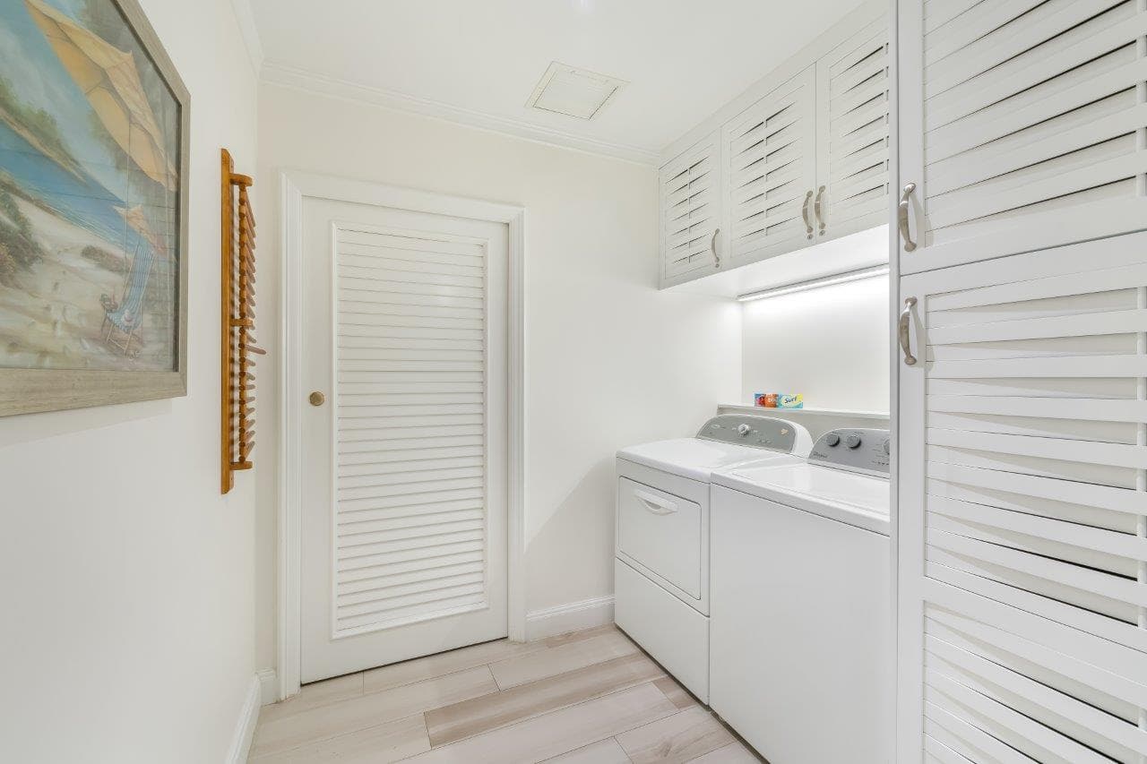 Ritz-Carlton Residence #404 - Image 7