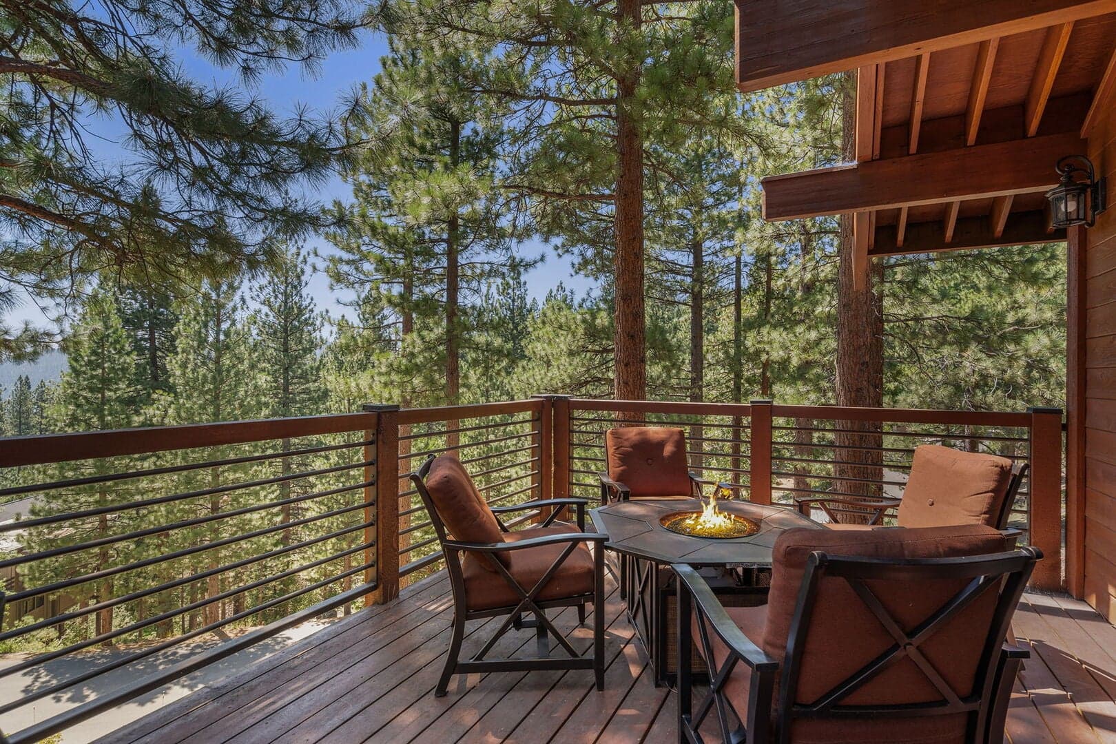 Lariat House - Image 29