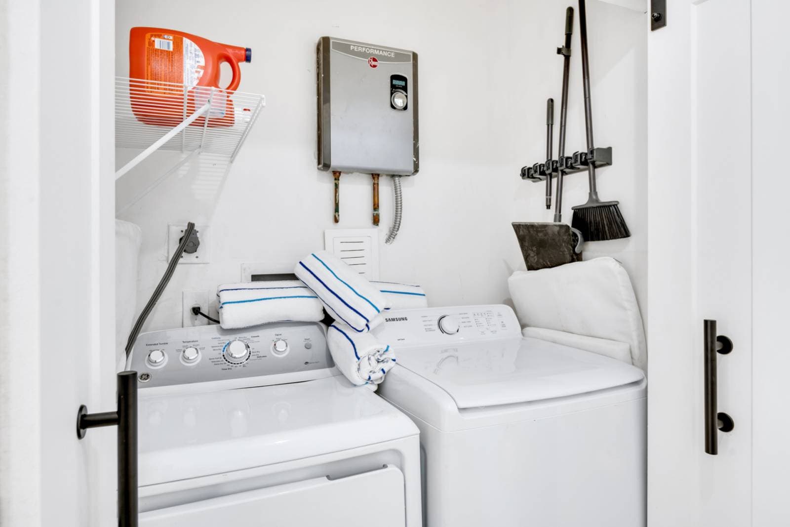 Urban Seaside - Image 25