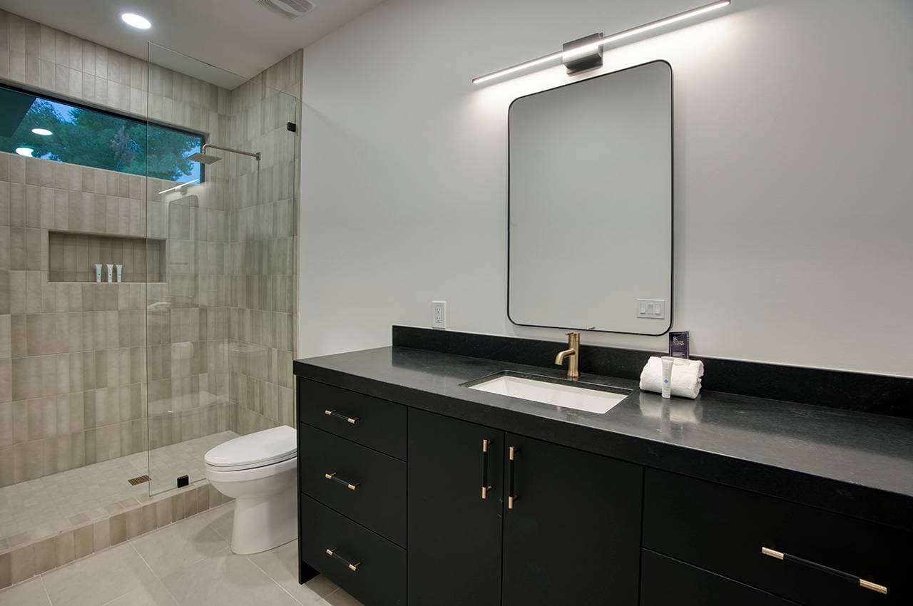 Old Town Osborn - Image 13