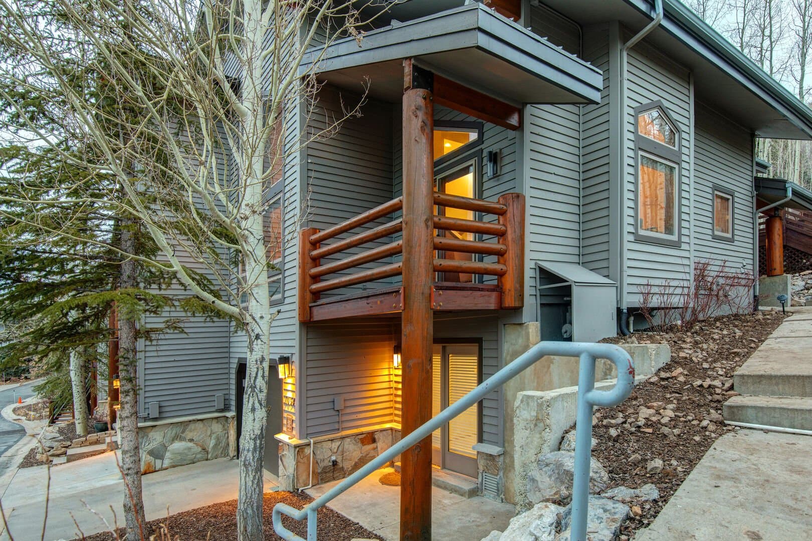 Moose Den - Image 25