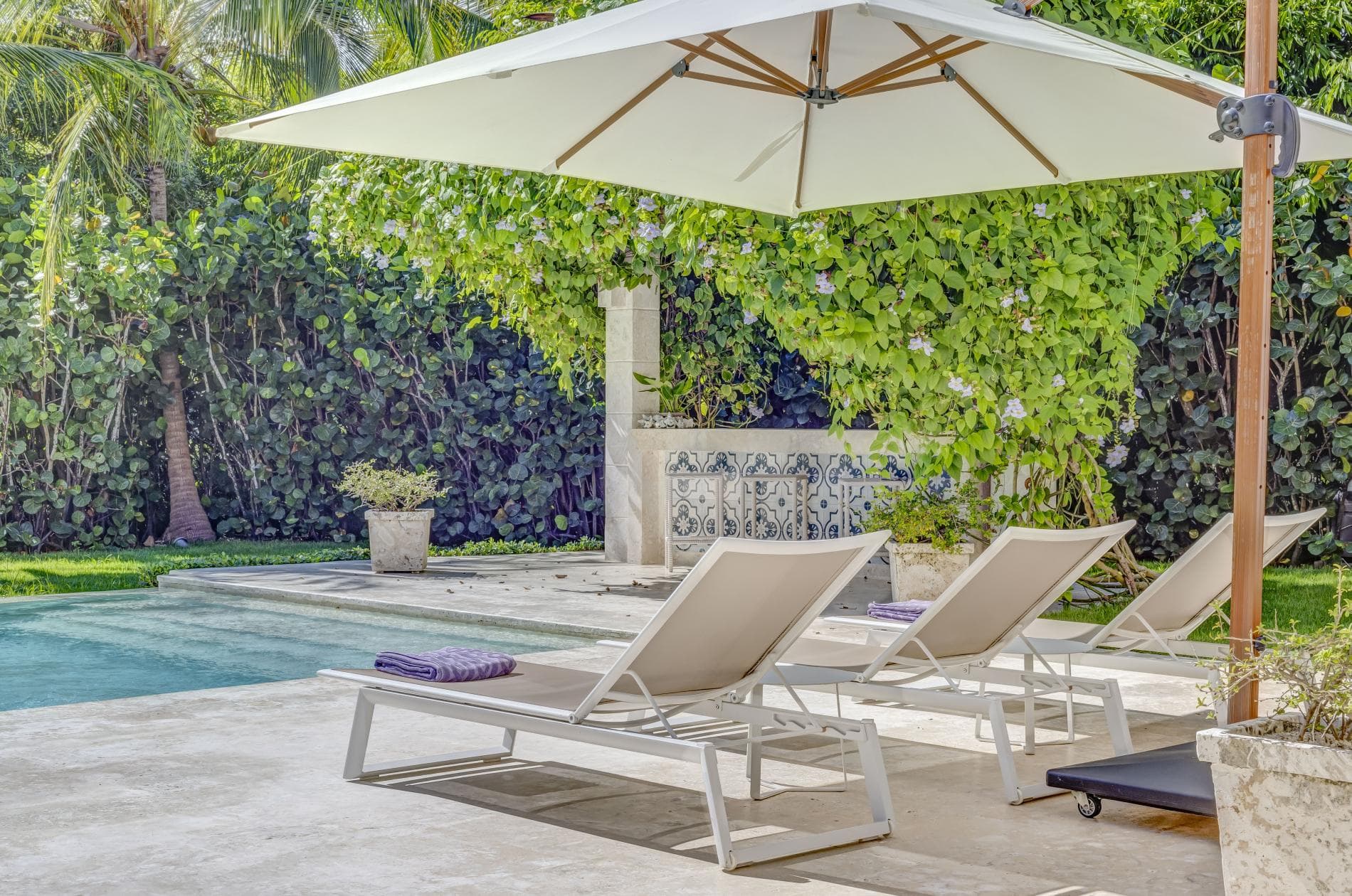 Hacienda B6 - Image 26