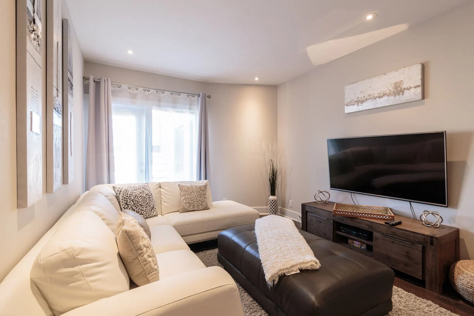 Hutchison Home - Image 6