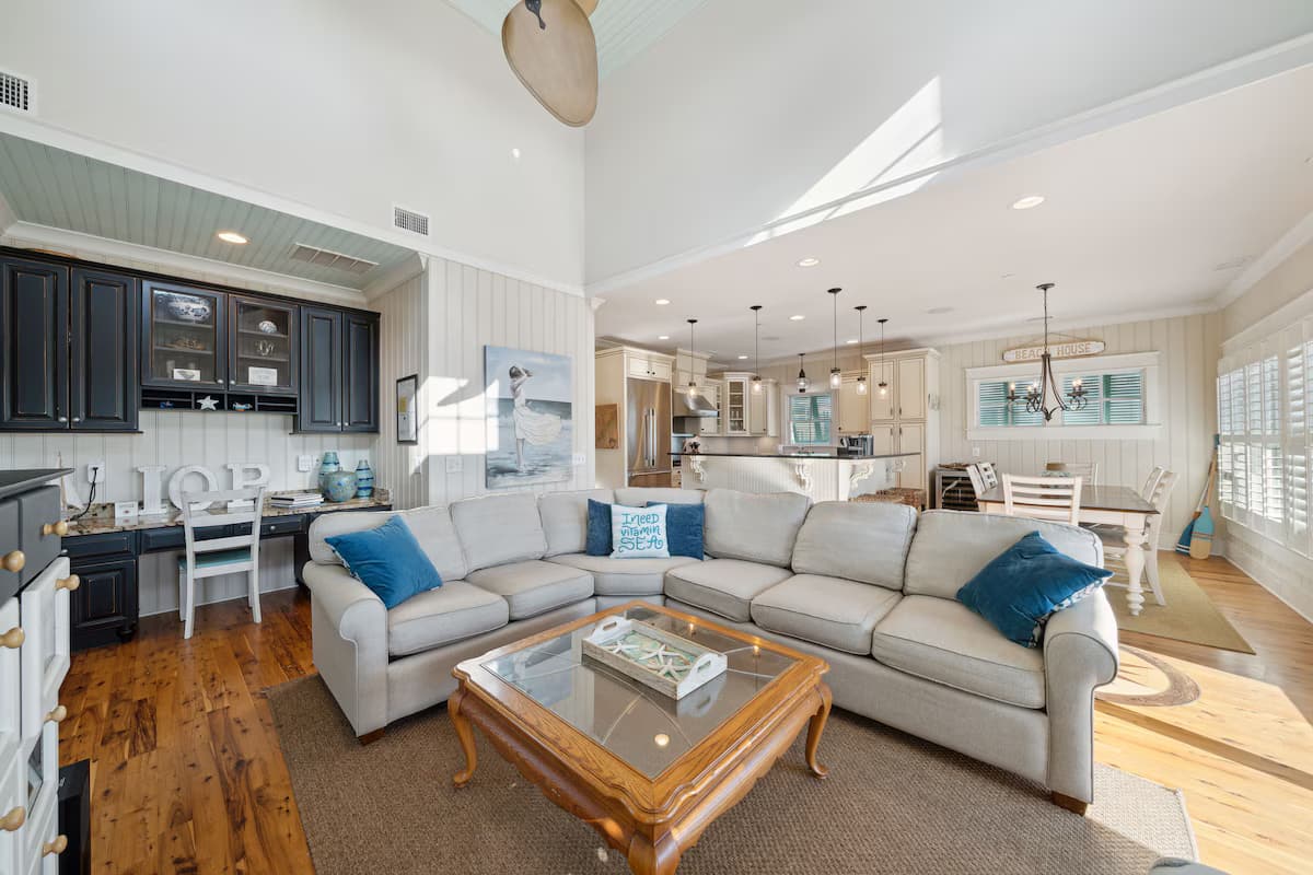 JC Long Villa - Image 5