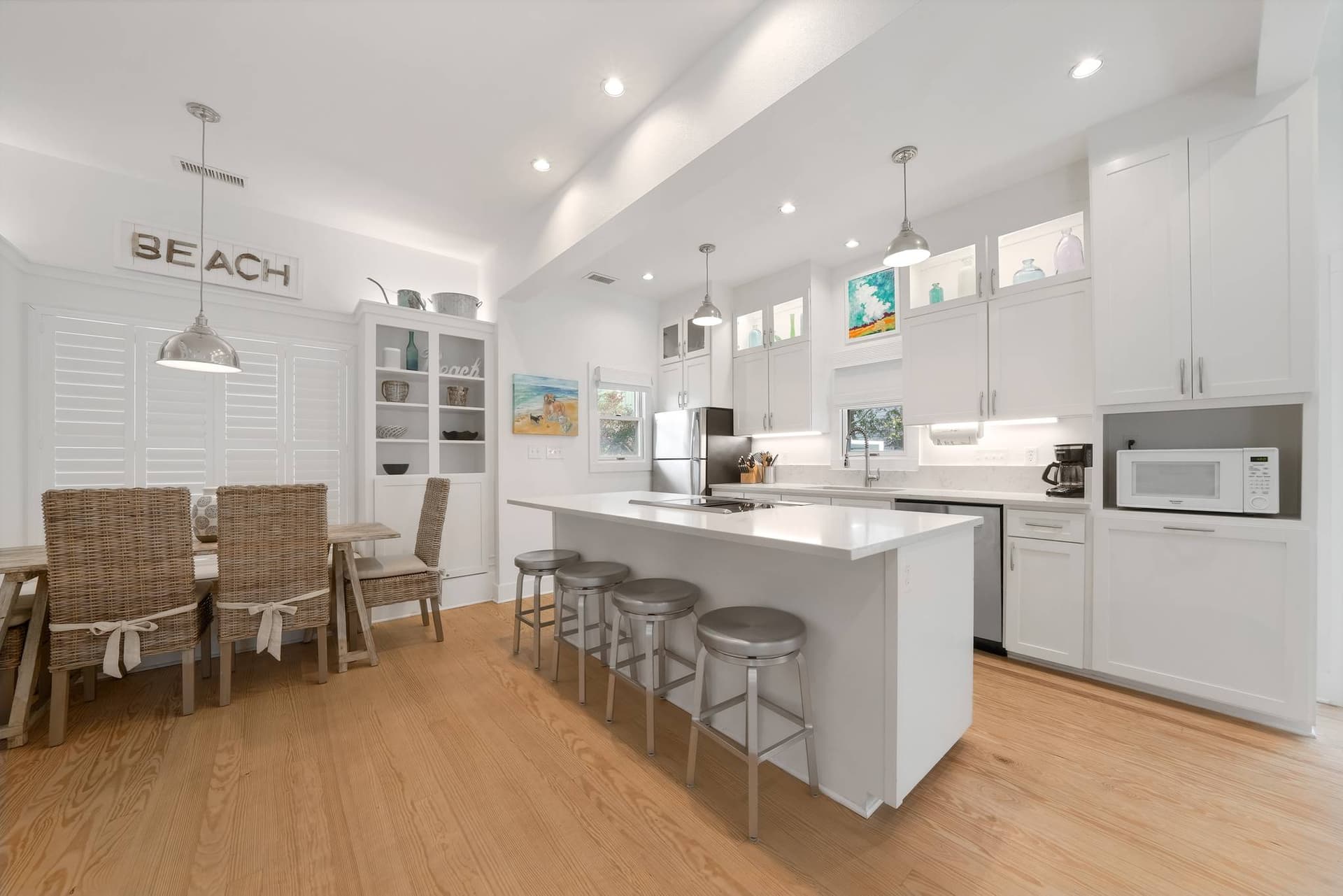 Salty Dogs House - Image 3