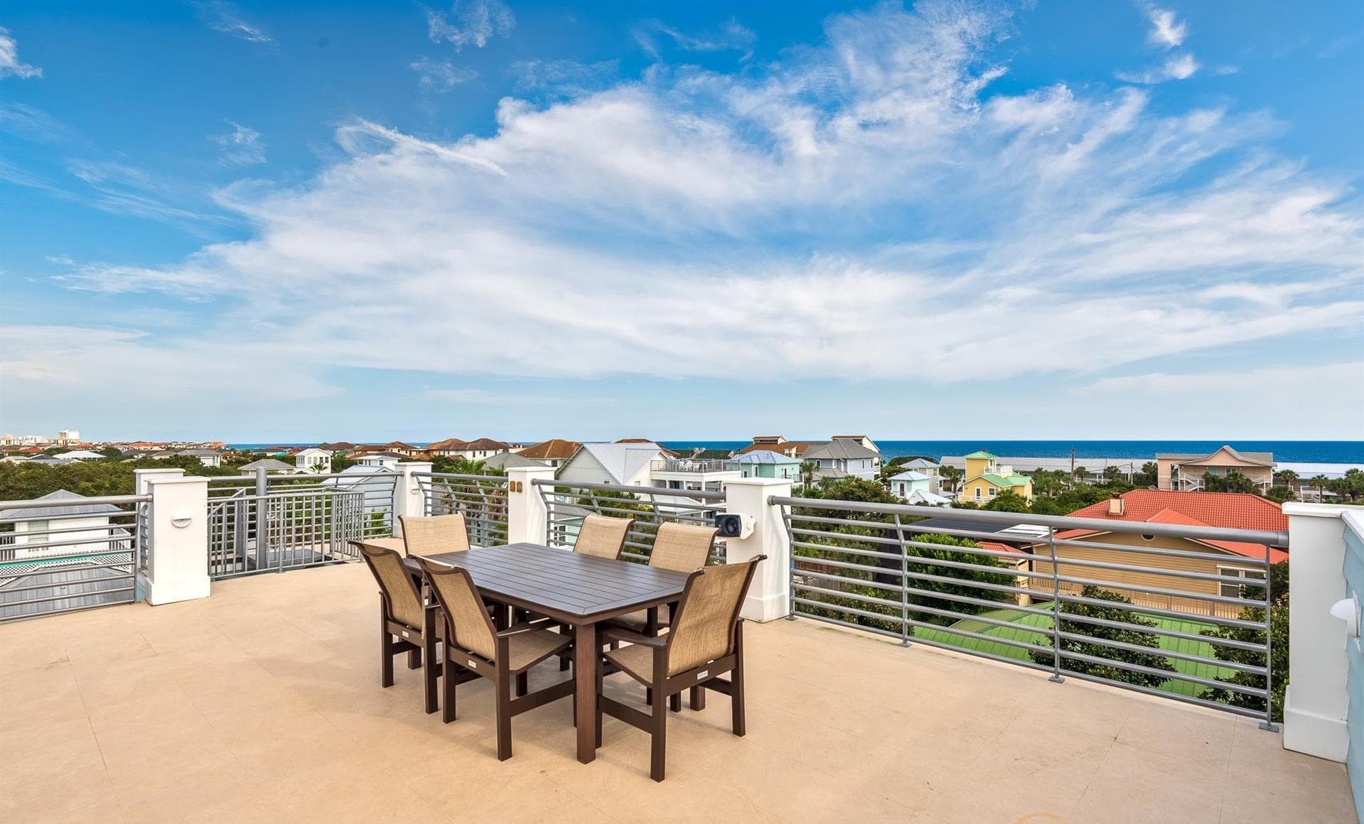 Life Aquatic Villa - Image 84