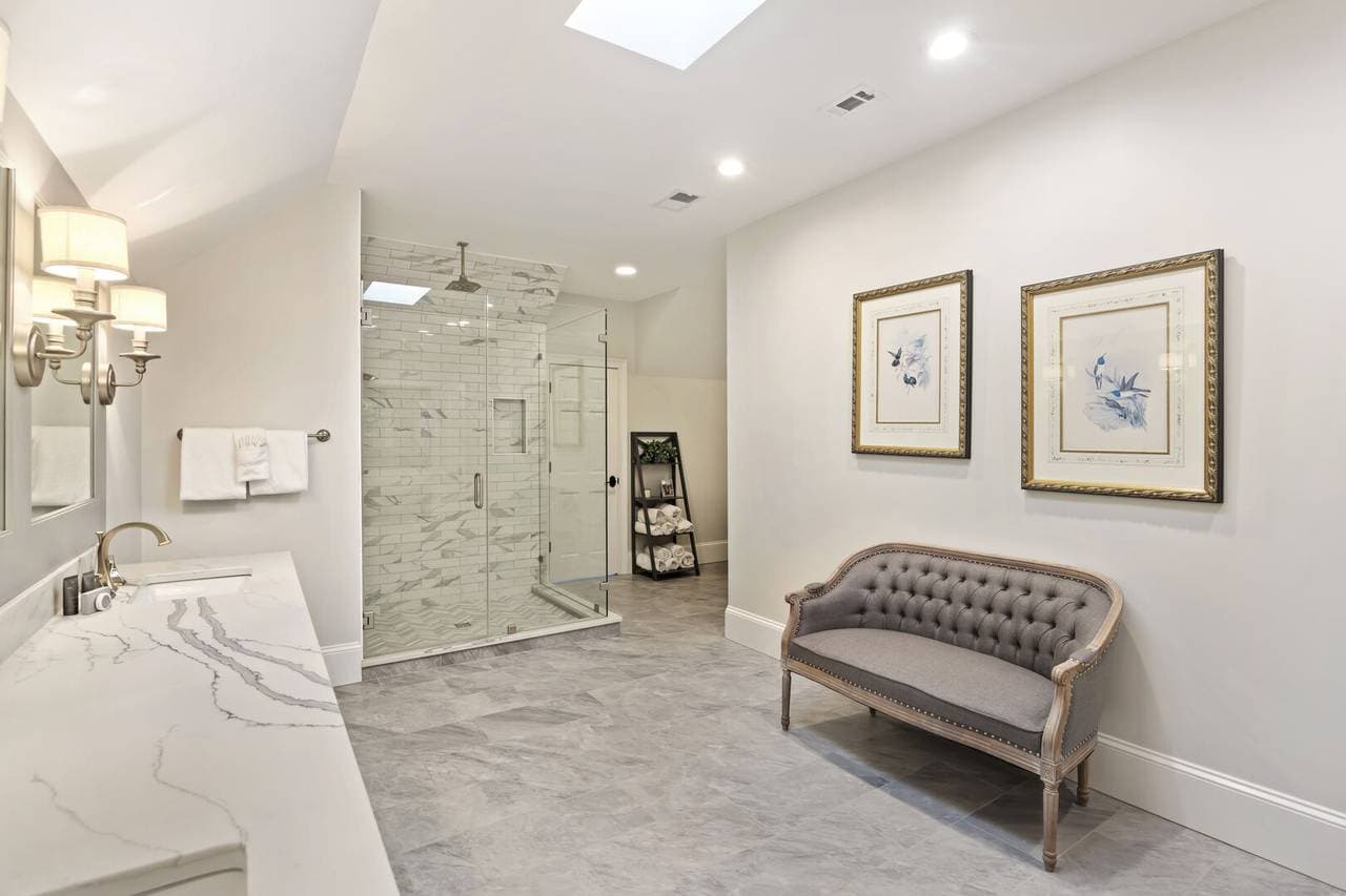 Otter Island Getaway - Image 30