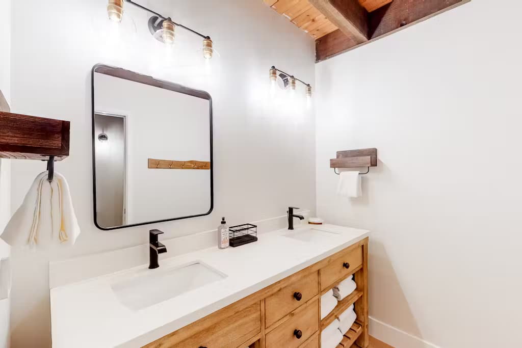 Kingswood Village #2  - Image 17