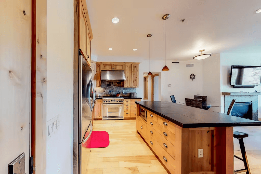 Elkhorn Springs Getaway - Image 9