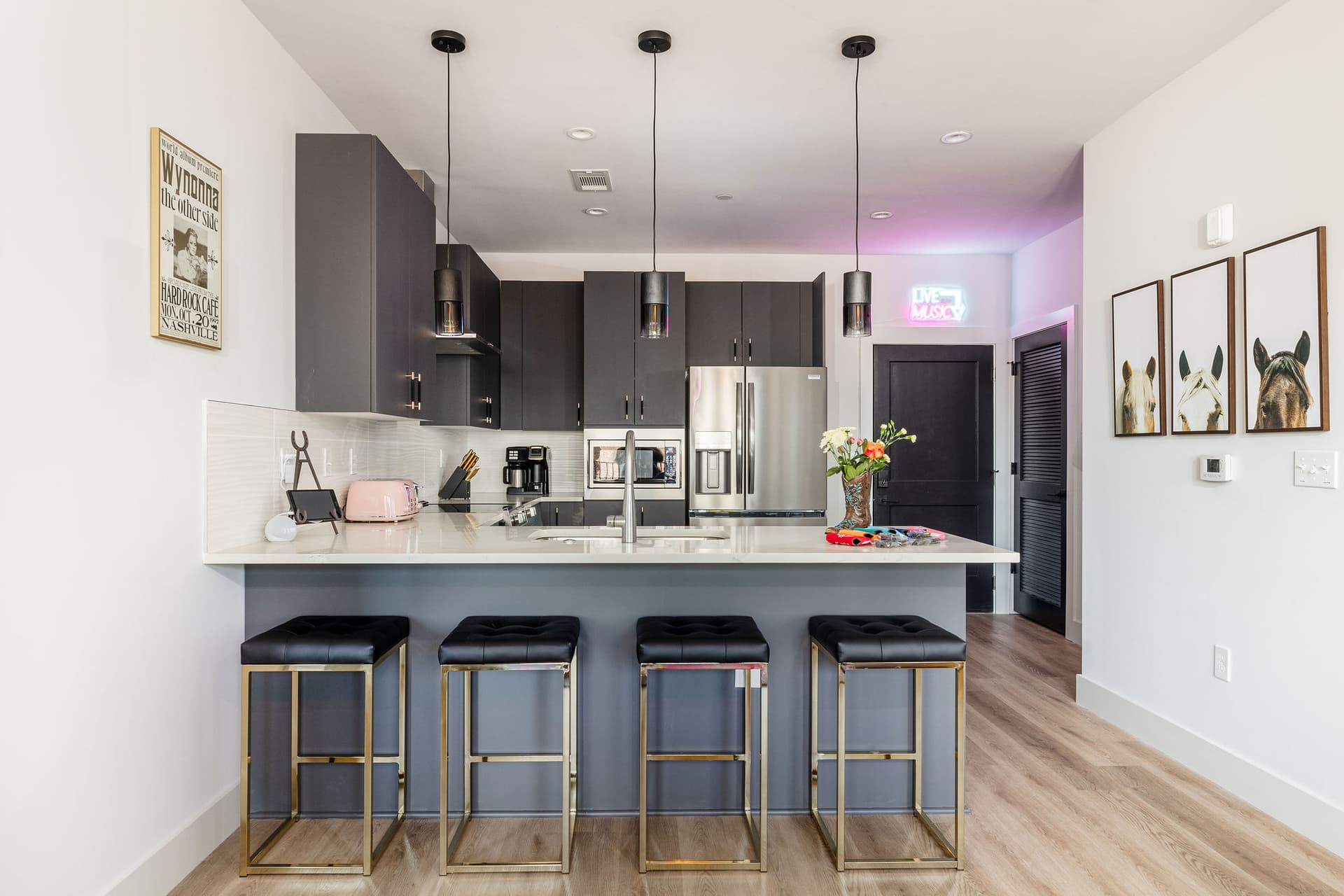 Honky Tonk Party Pads - 2 Units - Image 39