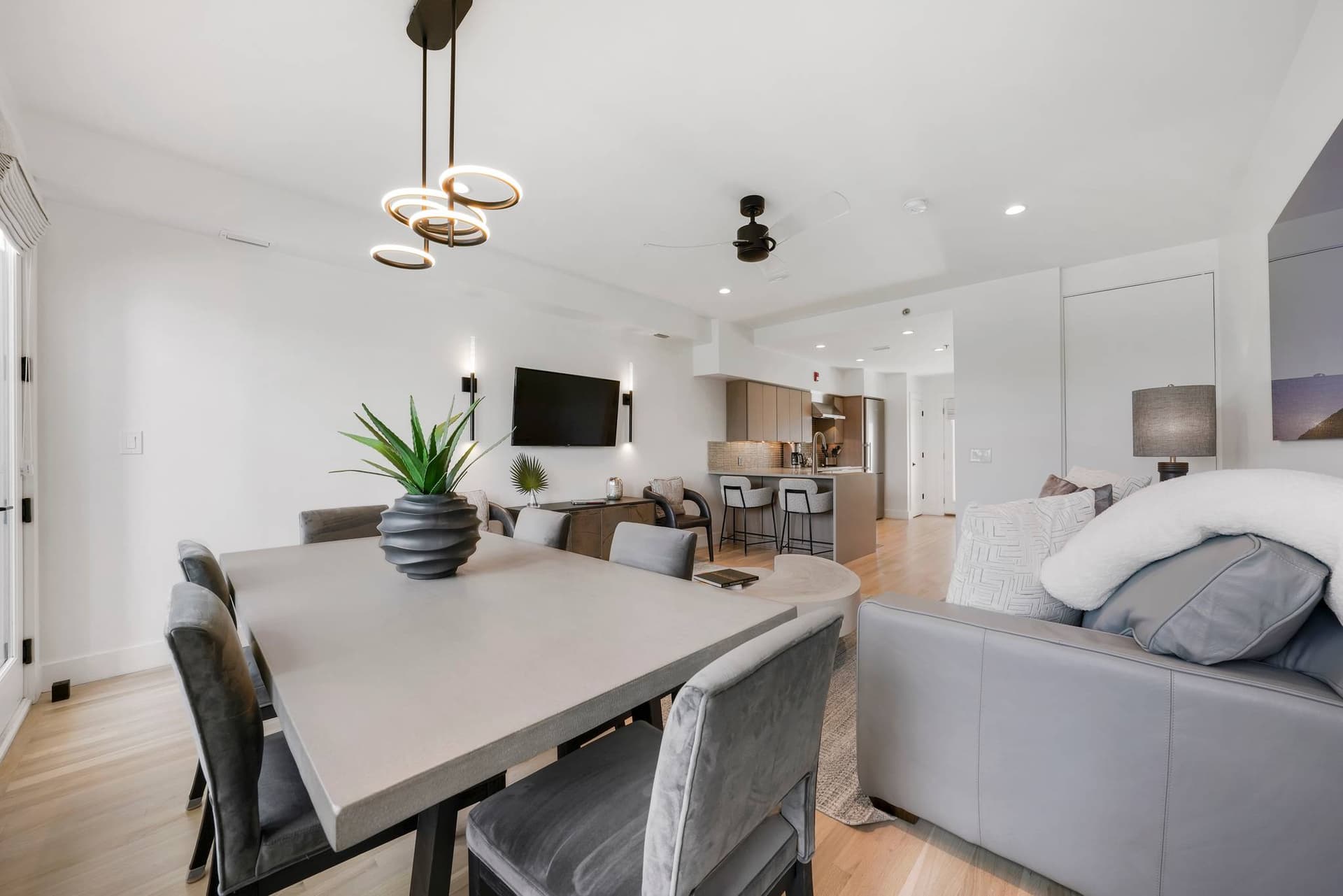 Perfect View Home - Image 16