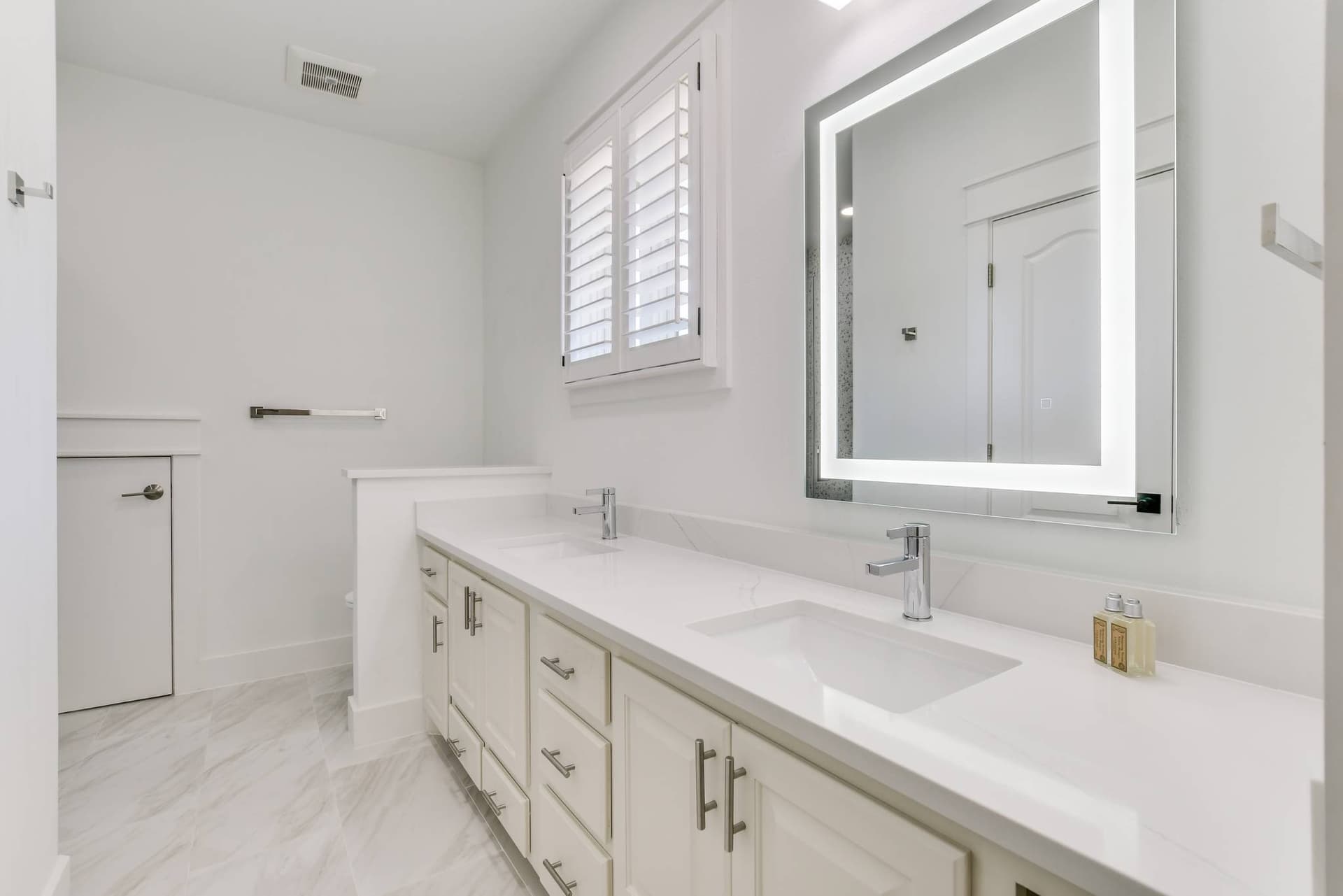 Sanctuary - Image 40