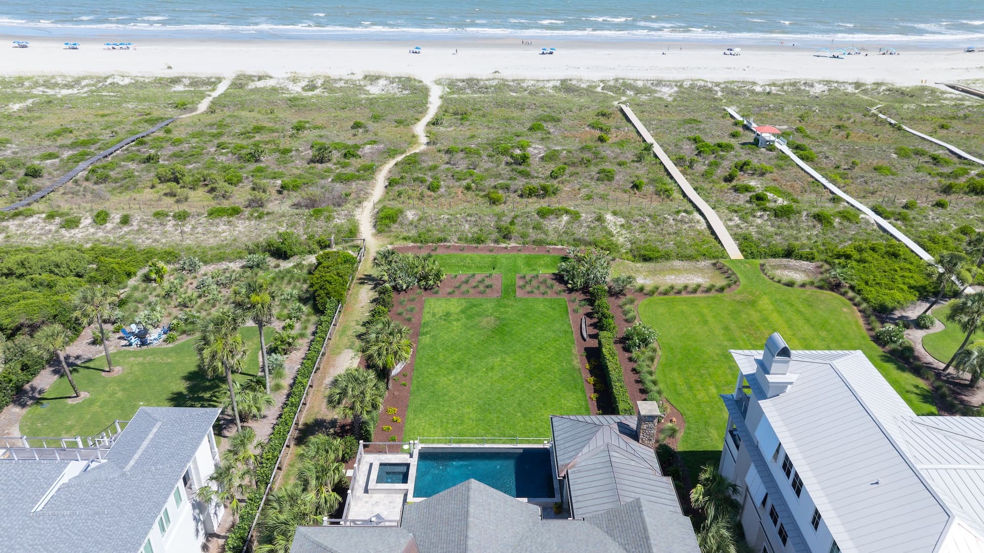 Beach Shelter - Image 94