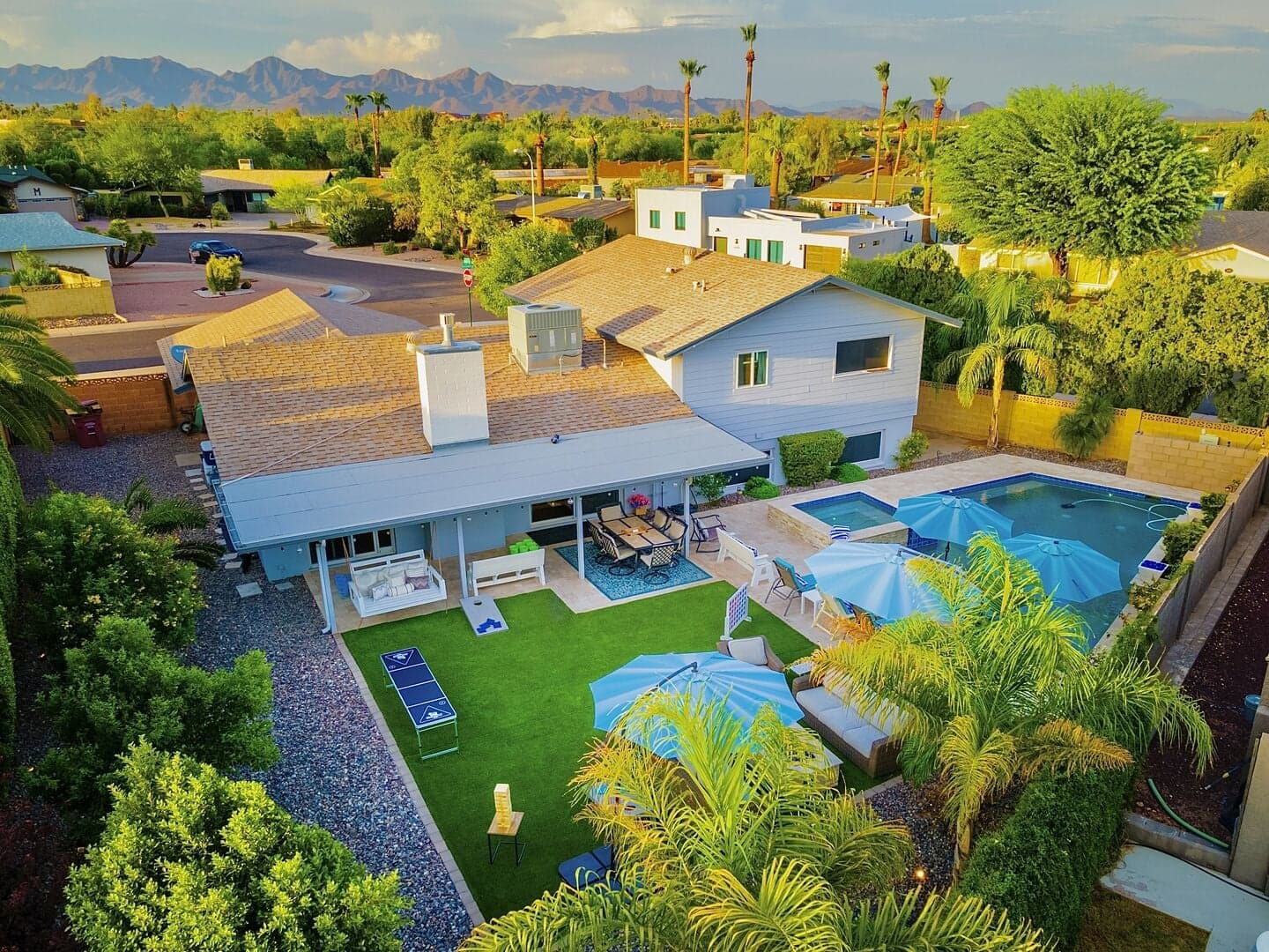 Paradise Escape - Image 1