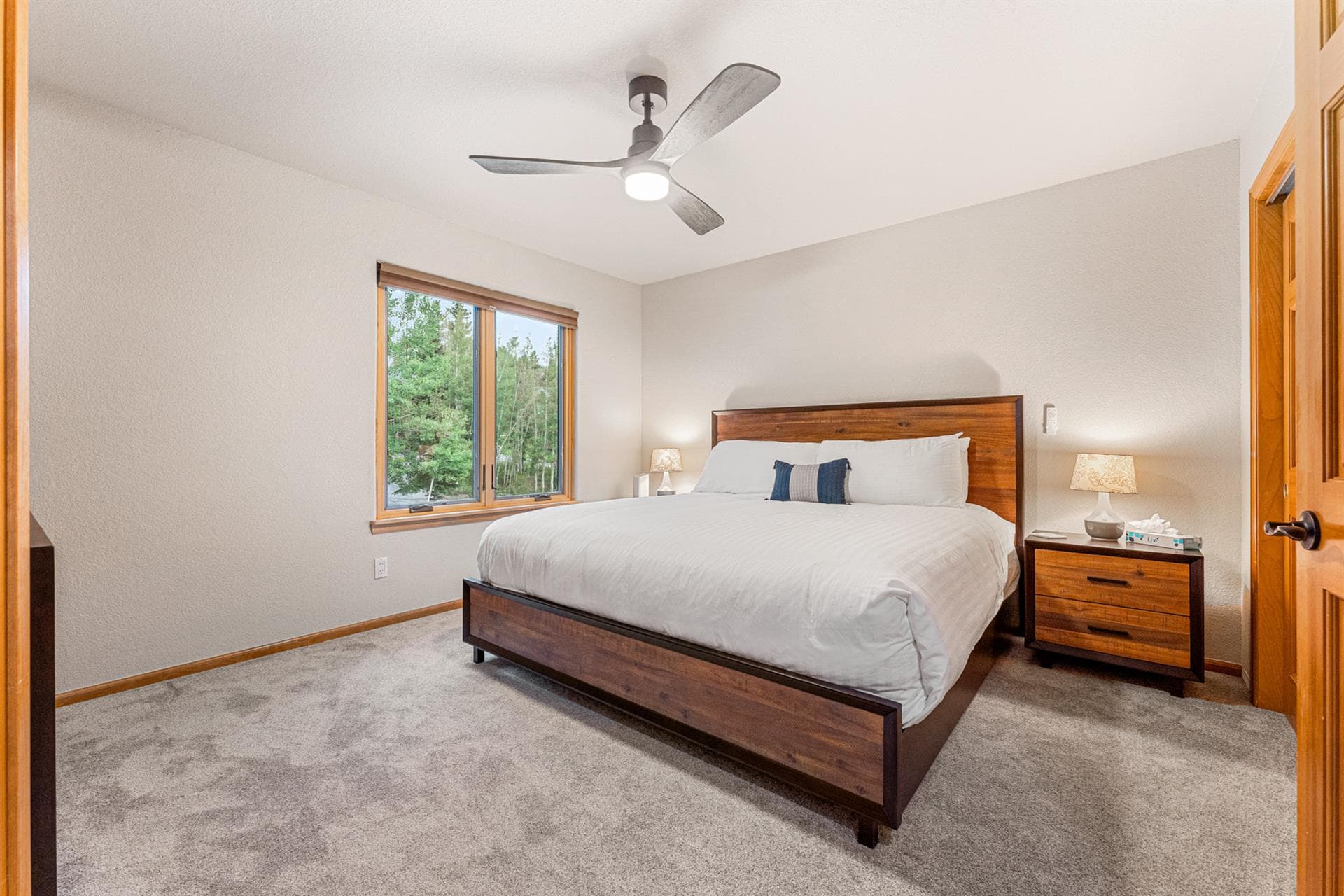 Burgundy House - Image 43