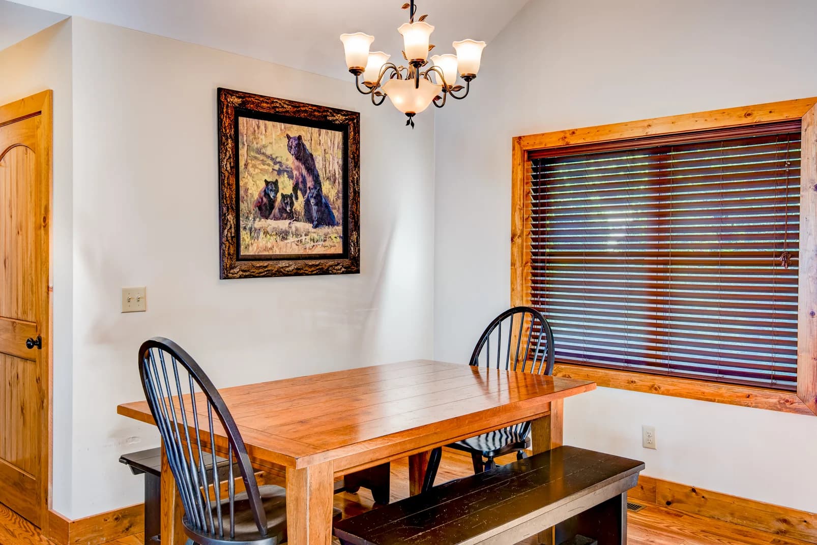 Aussies Den - Image 19