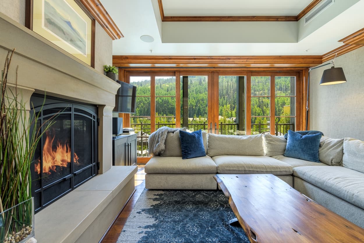 Eagle Bahn at The Ritz-Carlton - Image 8