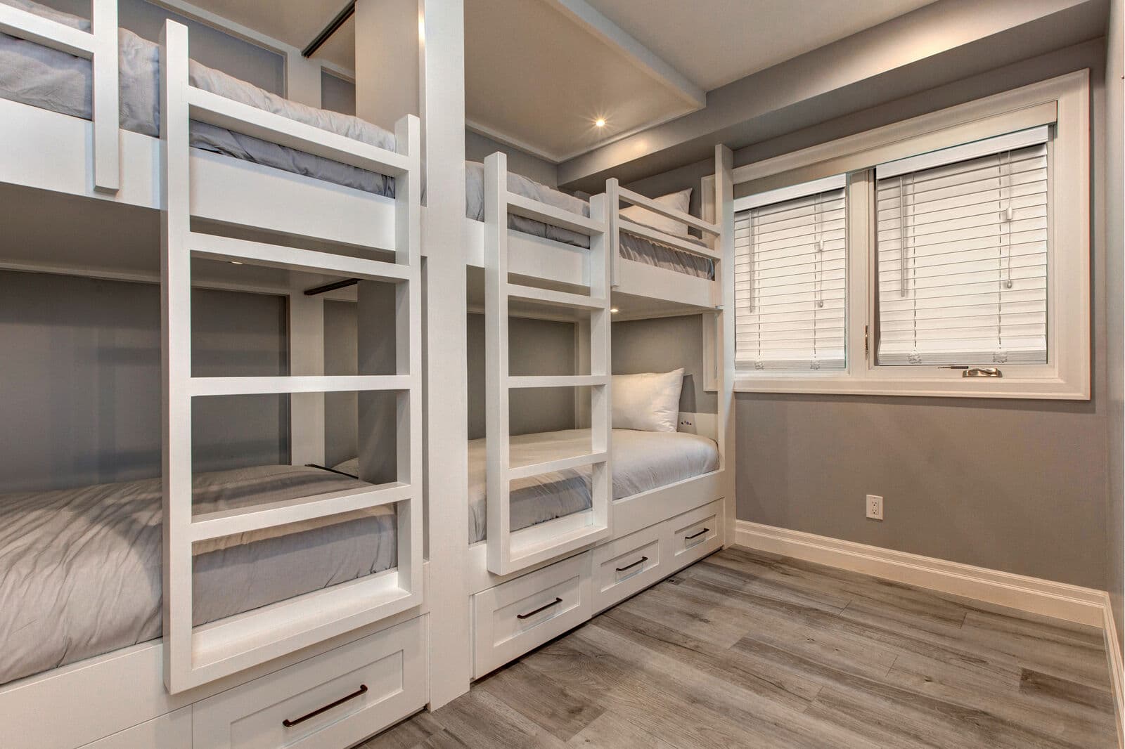 First Chair Place - Image 23