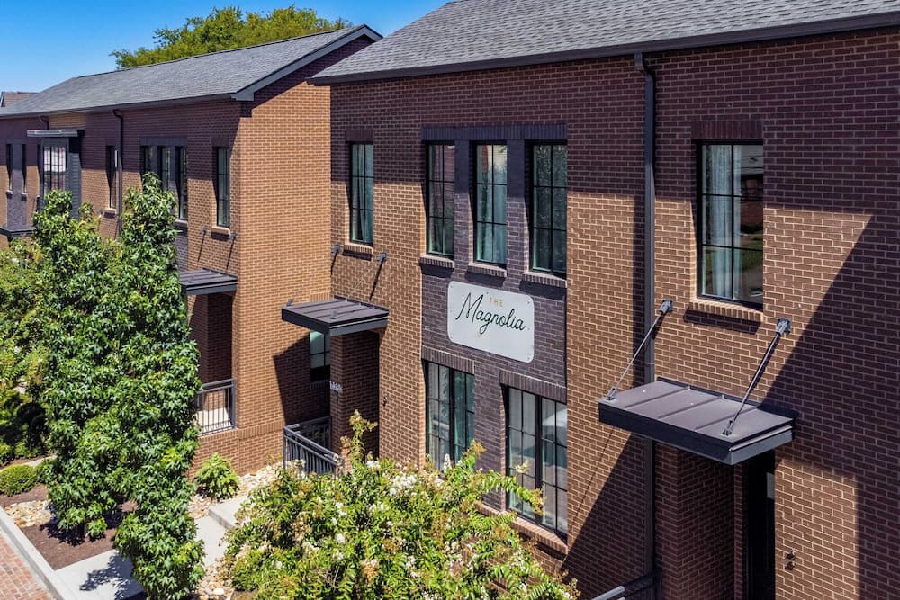 Magnolia #2 - Image 45