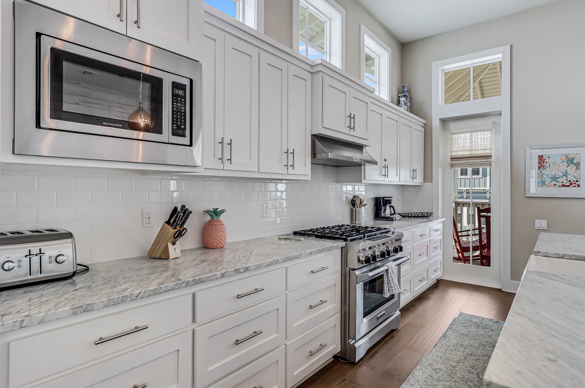 Wave and Sea House - Image 6