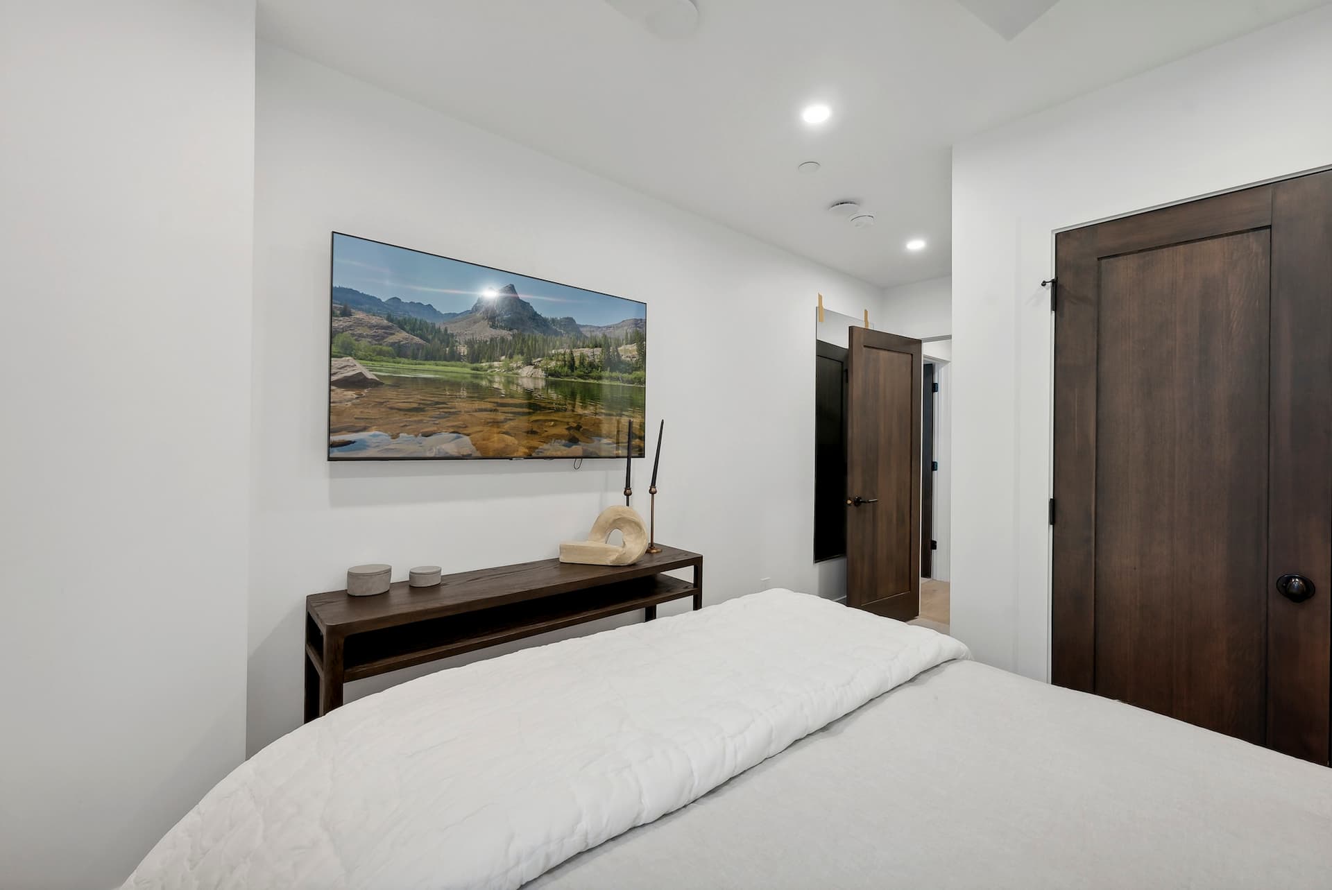 Slopeside Modern in Kings Crown - Image 28