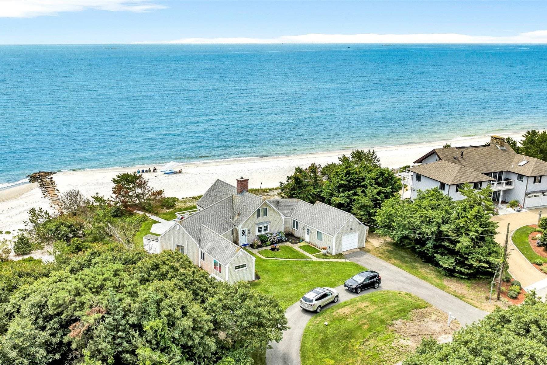 Whale Beachfront Home - Image 3