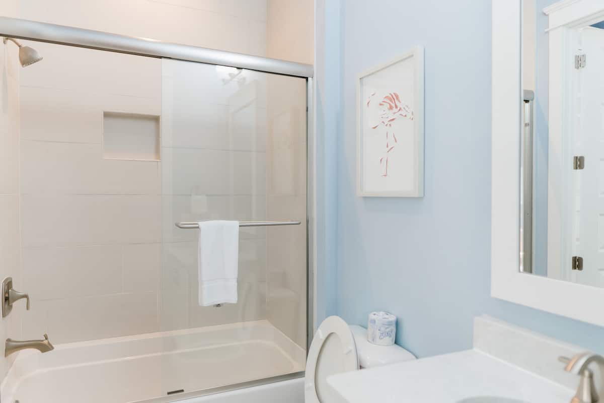 Serenity by the Sea - Image 22