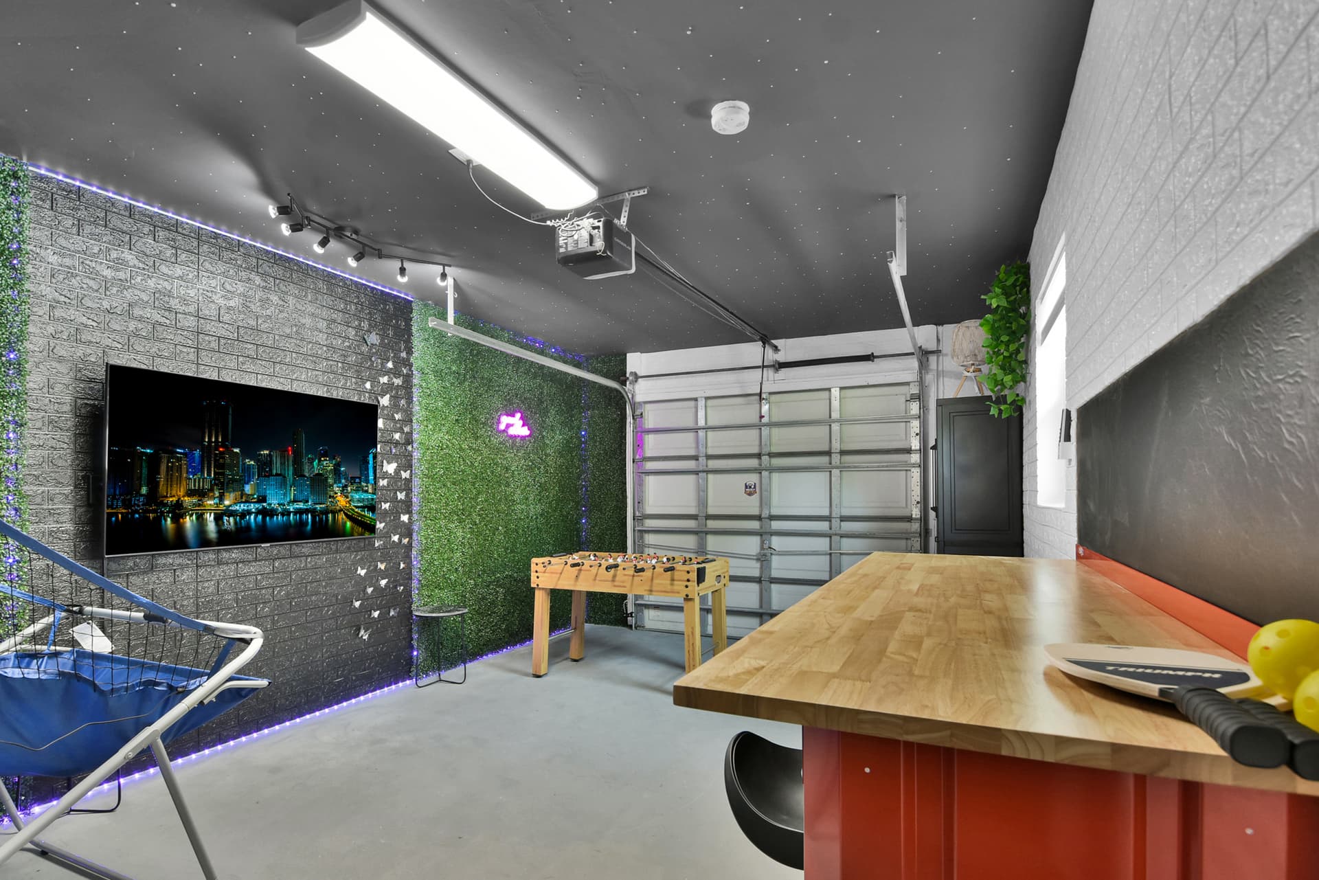 Bluebird House - Image 40