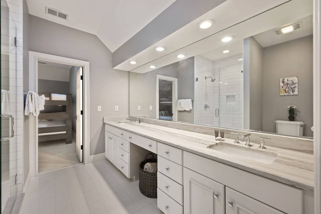 Otter Island Getaway - Image 27