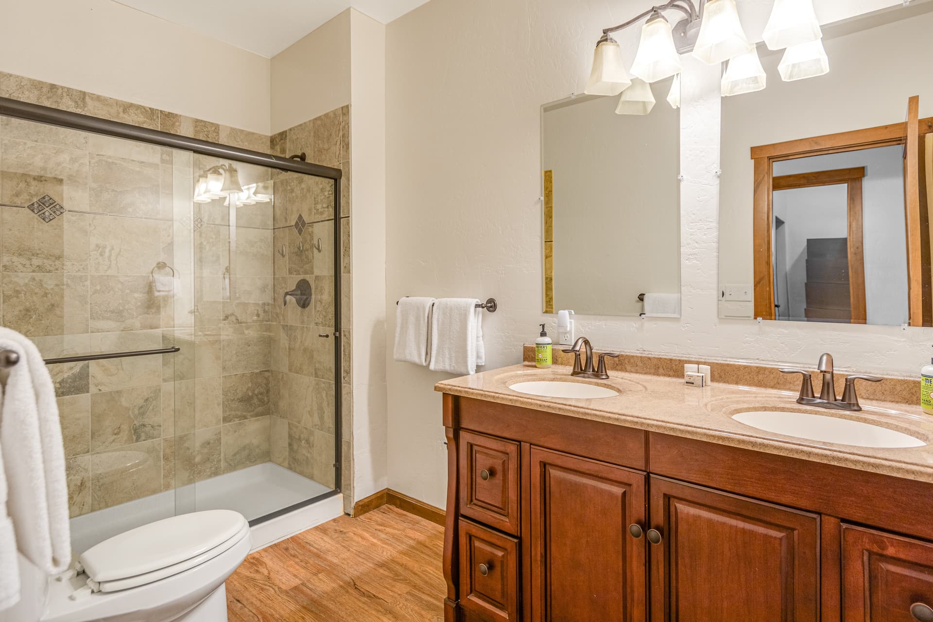 DeJa View - Image 43