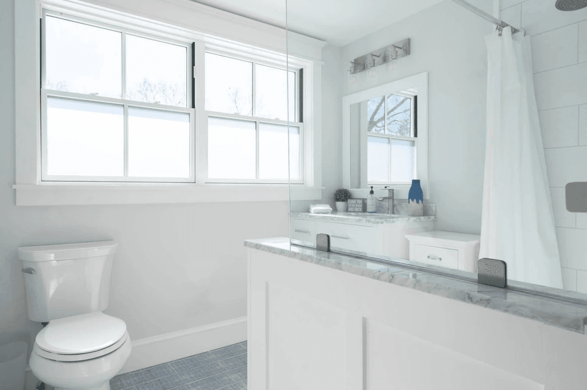 Modern Farmhouse - Image 12