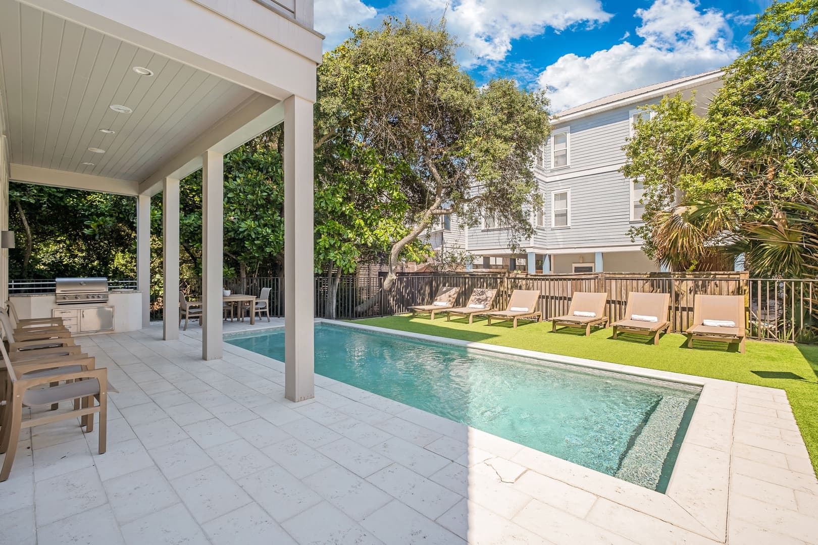 Dogwood Lookout - Image 2