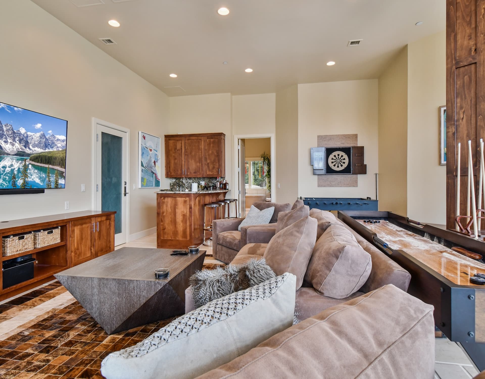 Sky Villa - Image 19