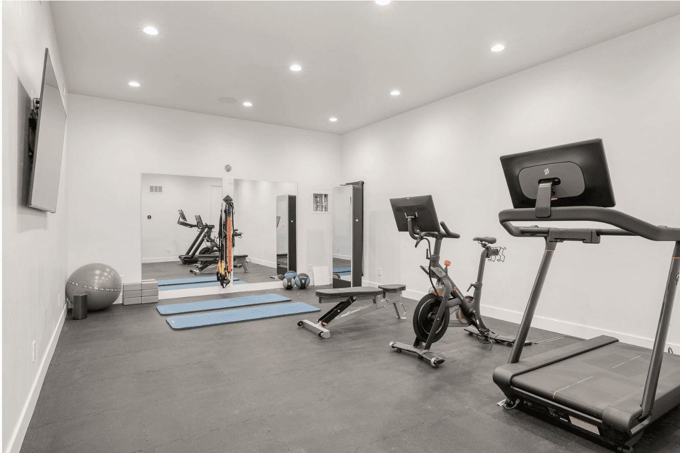 Mountain Lover - Image 27