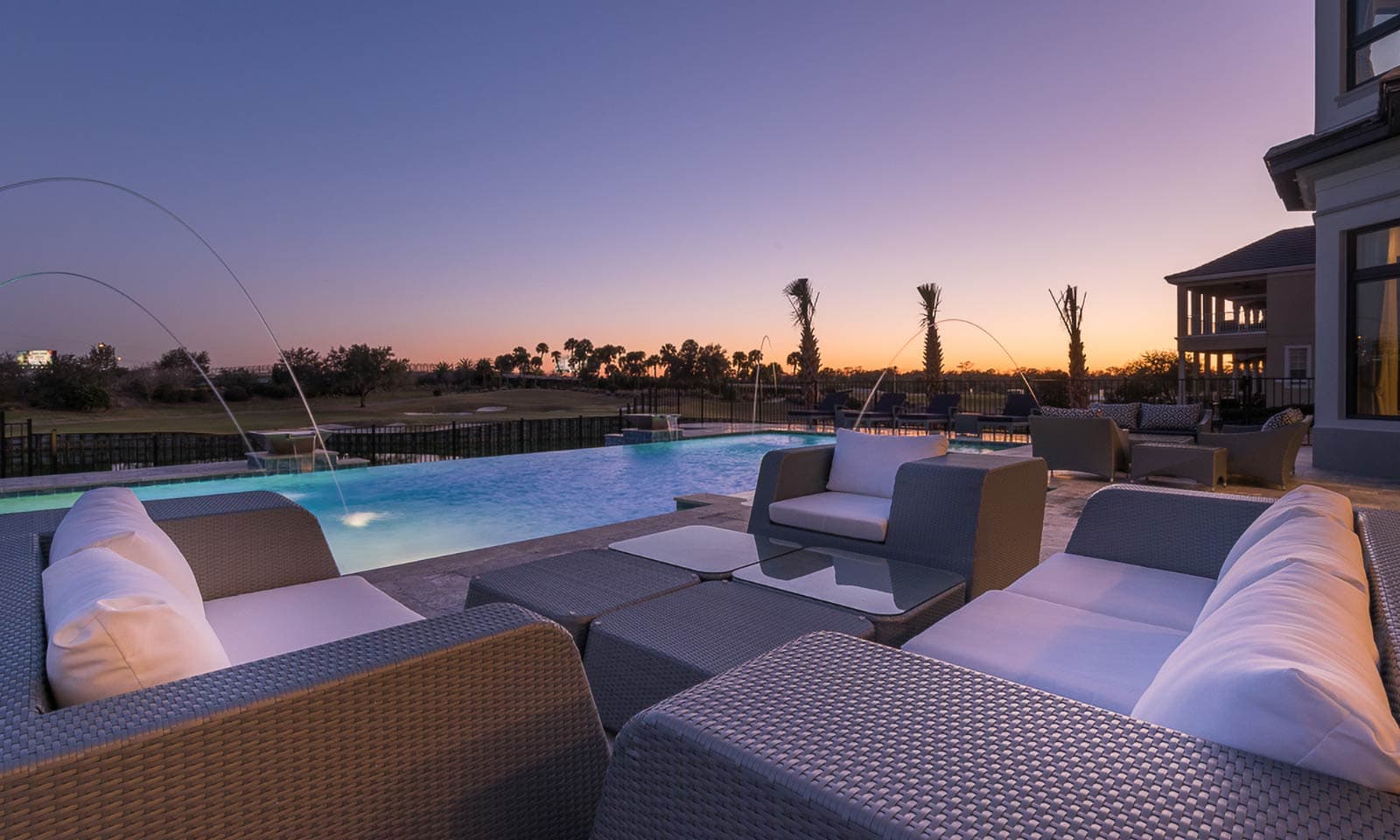 The Outstanding Oasis - Image 69