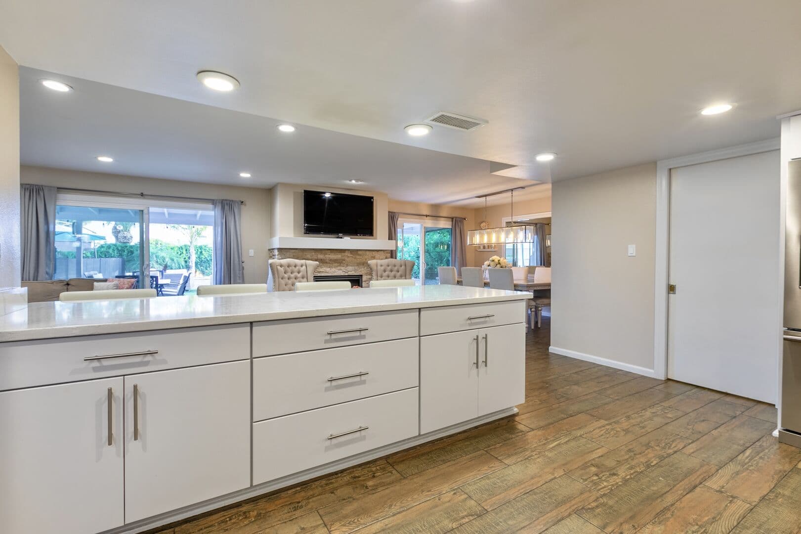 Paradise Escape - Image 11