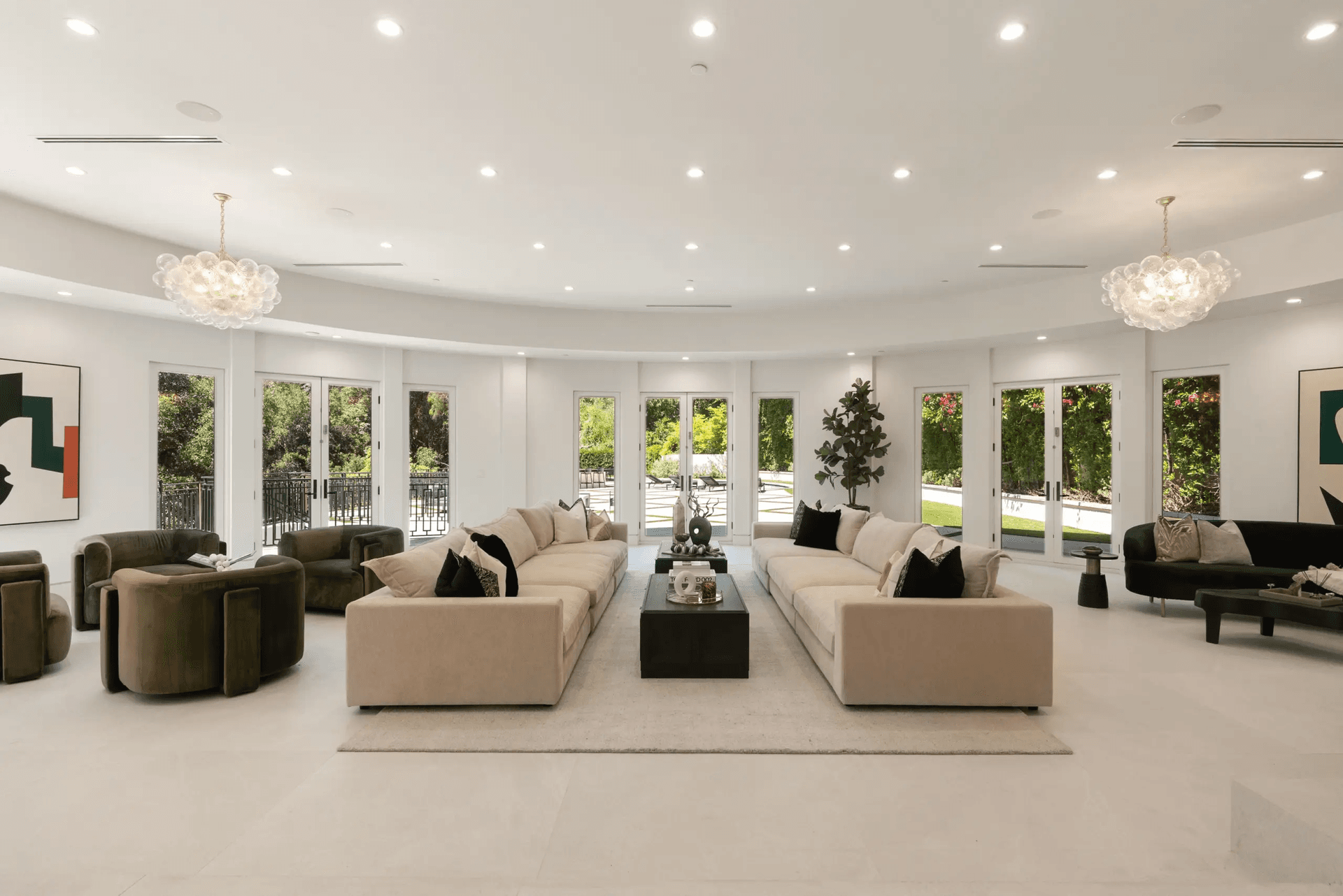 Noble Crest - Image 3