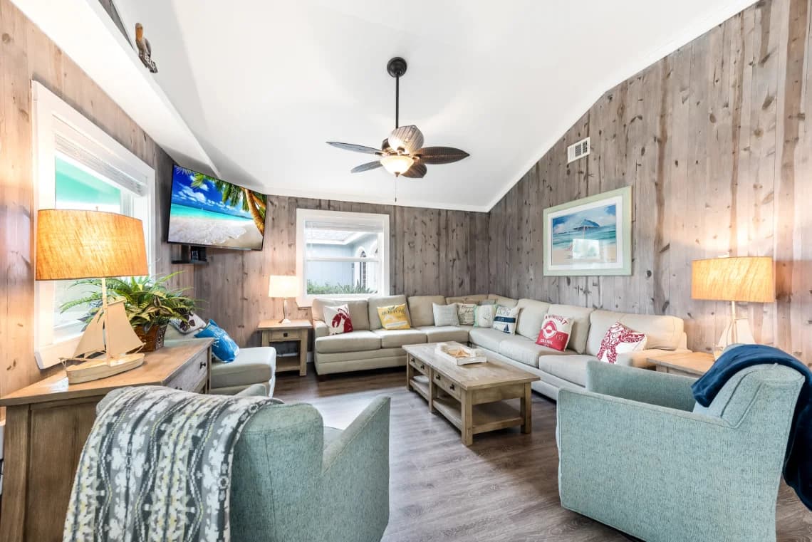 Diving Dolphin - Image 2