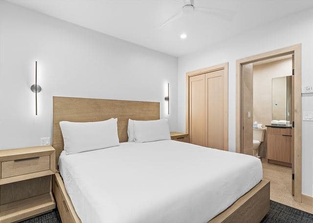 Ina's Way Townhome Unit B - Image 23