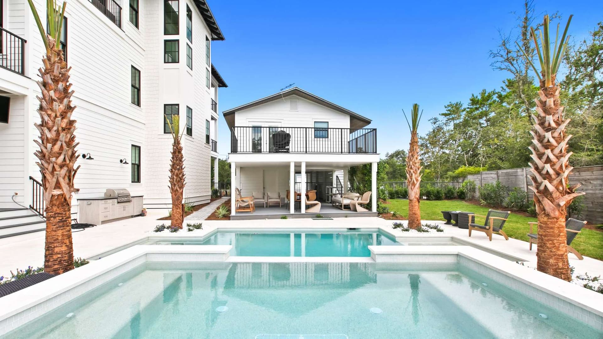 Lakeview Gulf Retreat - Image 2